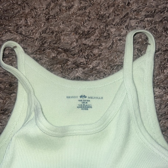 Brandy Melville light green cropped tank top - Picture 2 of 4
